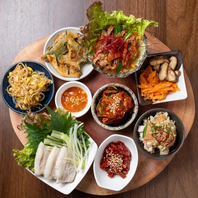 Appetizer Plate (9 kinds)